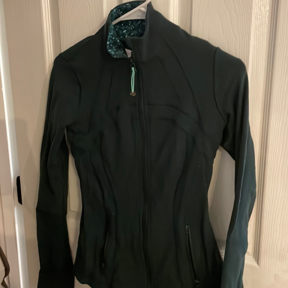 Hunter green lululemon define jacket